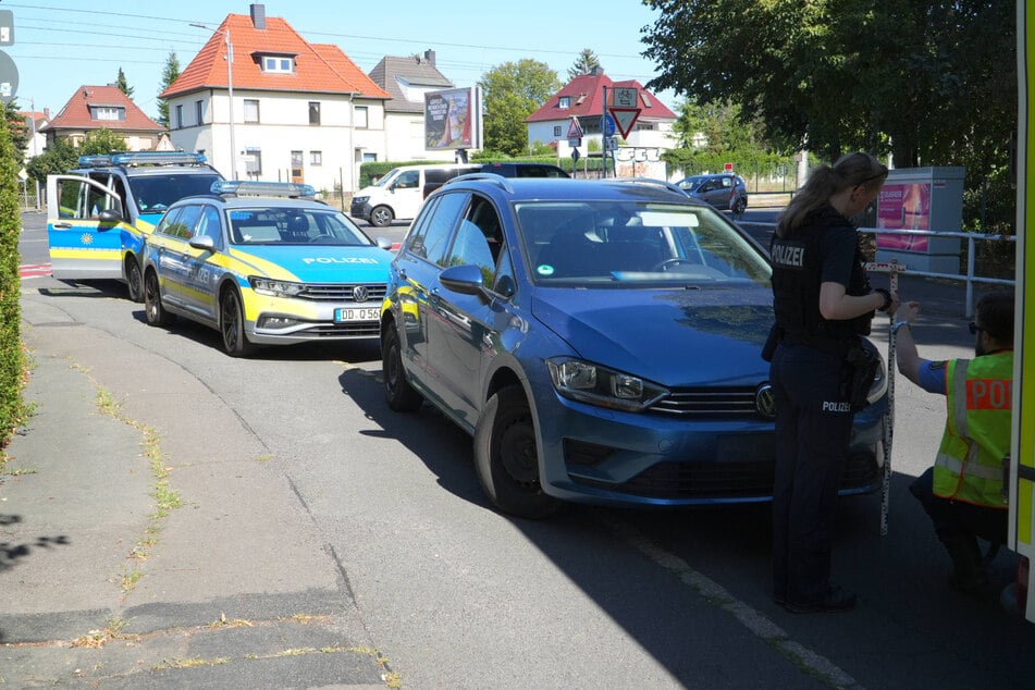 Radfahrerin in Leipzig nach Crash mit Auto verletzt