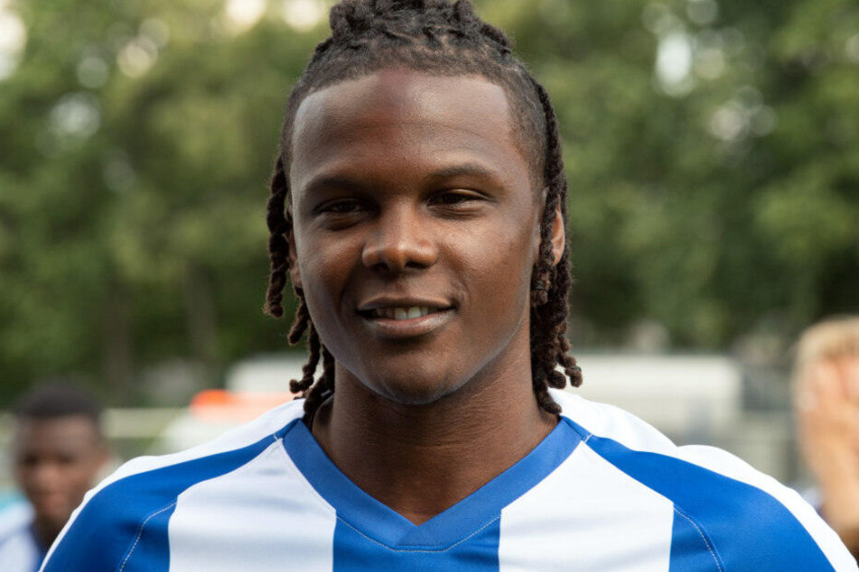 Dedryck Boyata soll Herthas Defensive mit seiner Erfahrung verstärken.
