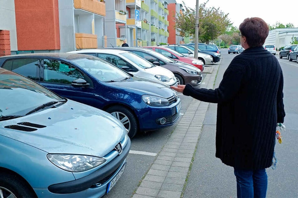 Seit die Pendler kommen, klagen Sonnenberg-Bewohner wie Susanne S. (55) über Lärm und volle Parkplätze.