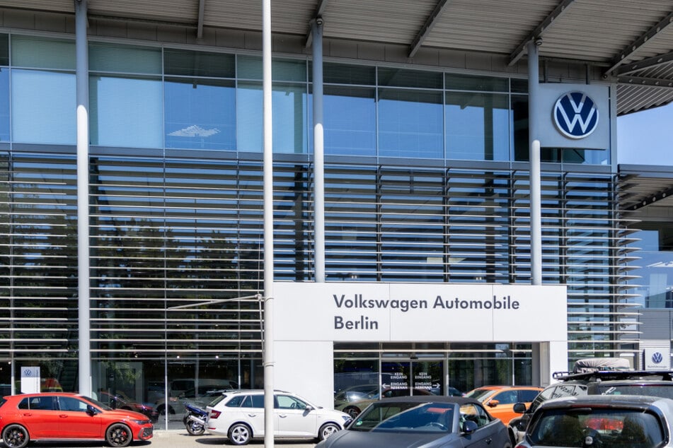 In Berlin werden Volkswagen Polo, T-Cross, Golf und der neue T-Roc zum Traumpreis verkauft