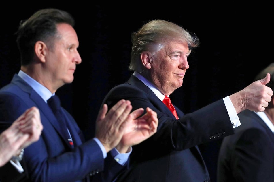 On Saturday, President-elect Donald Trump (r.) announced that he has tapped Mark Burnett, a producer of the show The Apprentice, to be envoy to Britain.