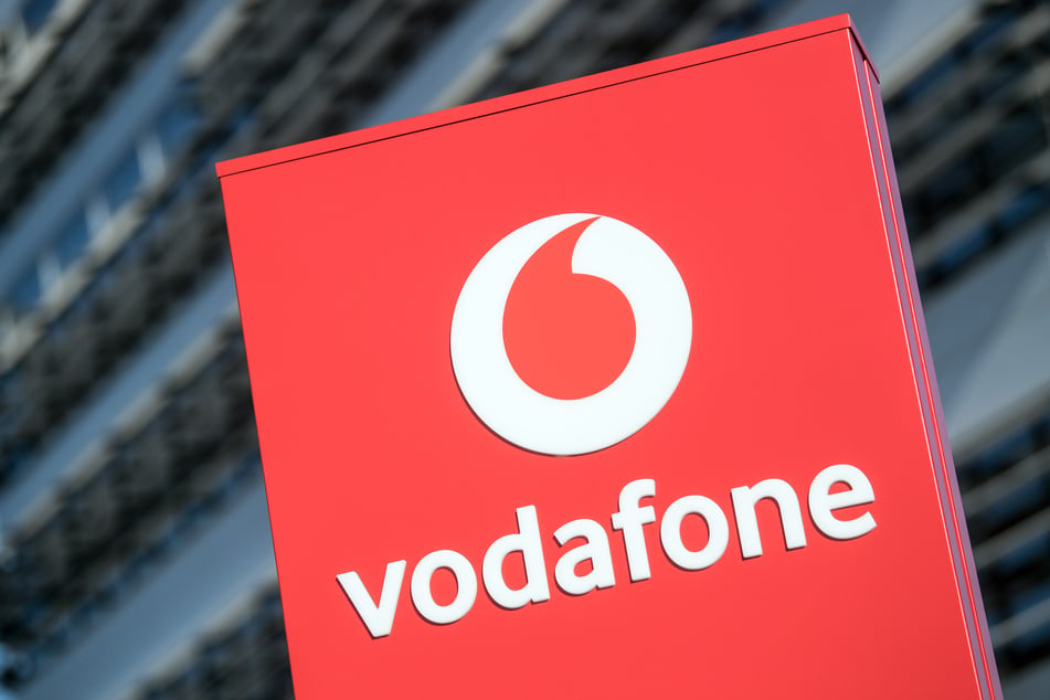 Der Vodafone-Konzern hat zuletzt schwierige Quartale verzeichnet und immer weniger Mobilfunkverträge an Land ziehen können.