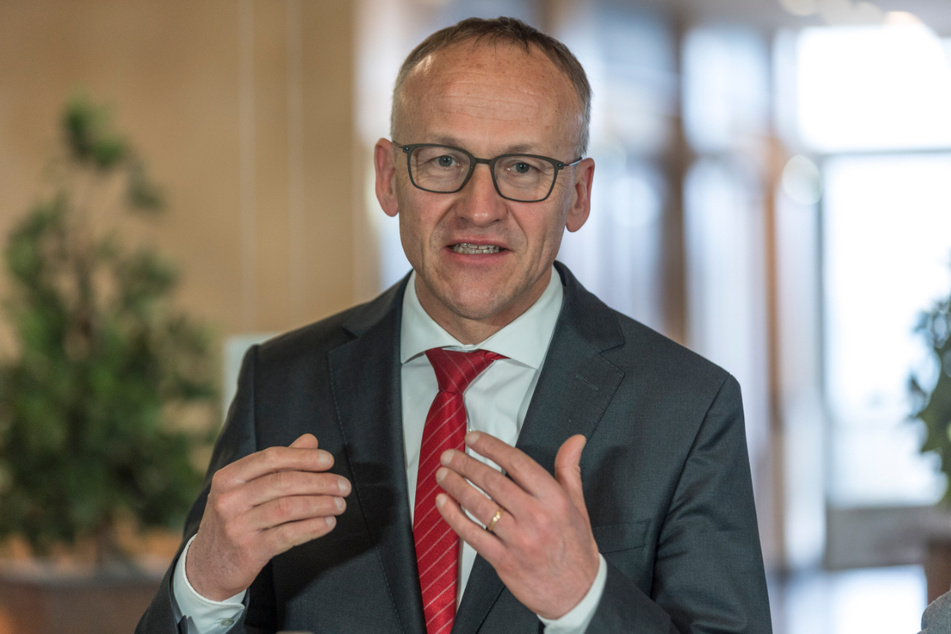 Peter Lames (57, SPD) bleibt als einziger Bewerber sicher Finanzbürgermeister.