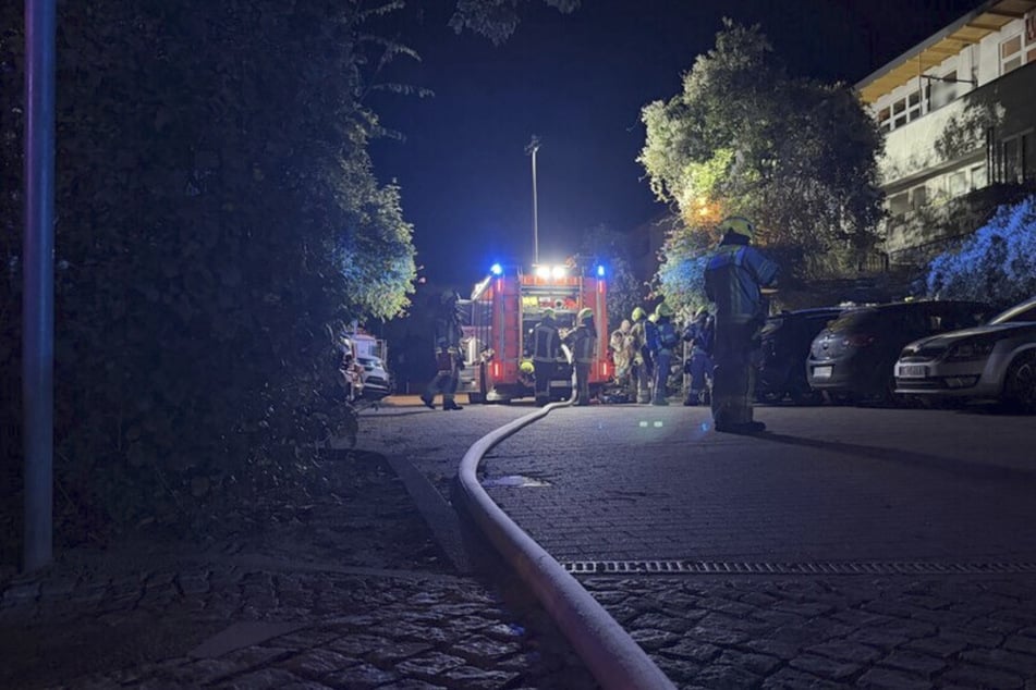 Per Hubschrauber ging es für die lebensgefährlich verletzte Person ins Krankenhaus.