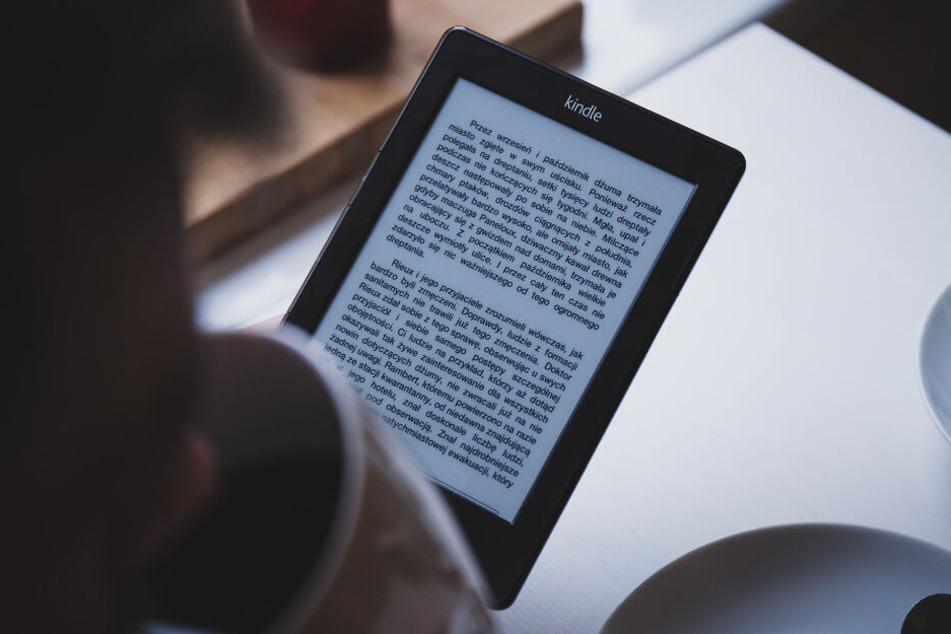 E-Books und Hörbücher werden immer beliebter (Symbolbild).