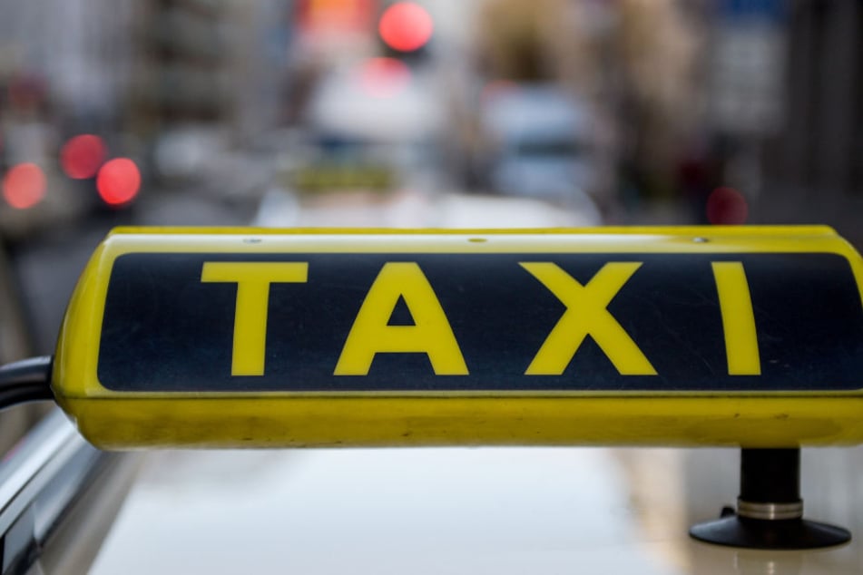 Die Anzahl der Taxi-Unternehmen im Freistaat sinkt - das gab der Verband zu bedenken. (Symbolbild)