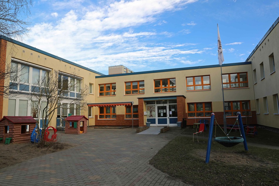 Drama in Rostock: Mädchen (2) stirbt nach Mittagessen im Kindergarten