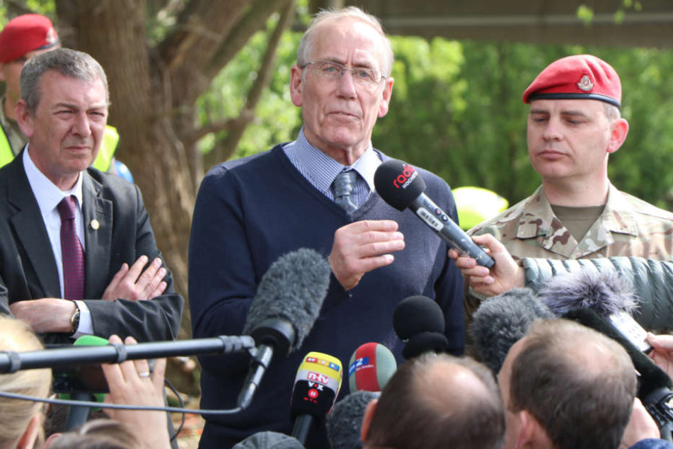 Bei einer Pressekonferenz informierte die Militärpolizei über das weitere Vorgehen.