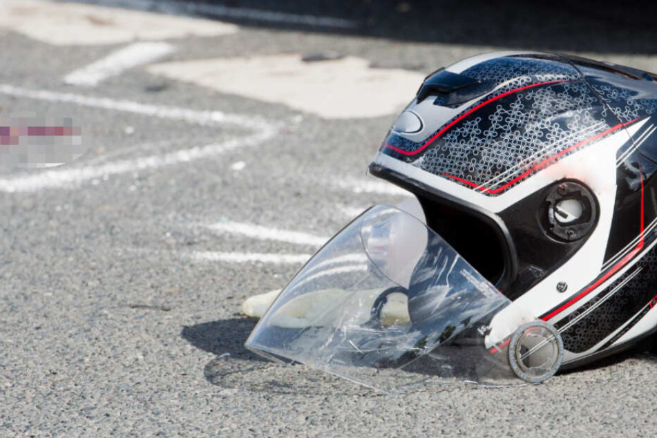 Ein 47-jähriger Motorradfahrer hat bei einem Unfall sein Leben verloren. (Symbolbild)