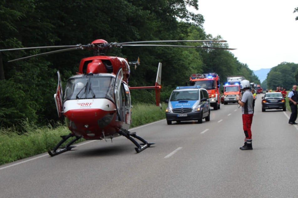 Die Beifahrerin des Toyota-Fahrers wurde schwer verletzt ins Krankenhaus gebracht.