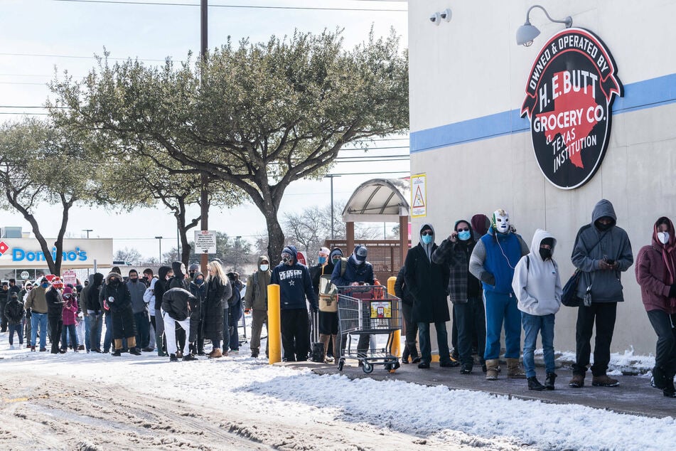 Long lines formed outside grocery stores as residents ran low on resources.