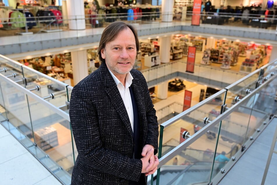 Andreas Uhlig (64, Foto) gilt als "rechte Hand" von Baulöwe Kurt Krieger (77) in Chemnitz.