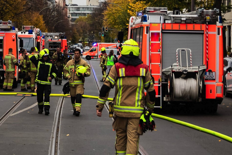 Berlin: Frau stirbt bei Wohnungsbrand in Berlin-Hellersdorf