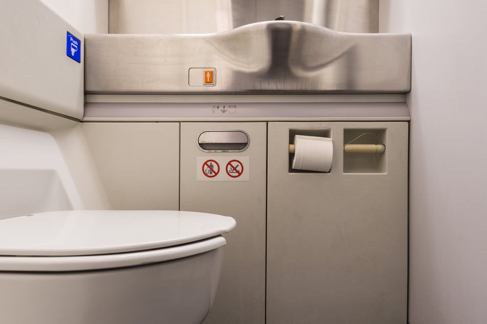 Laut US-Anwalt Mike Andrews könnte ein Wasserleck auf den Bordtoiletten zum Absturz geführt haben. (Symbolfoto)