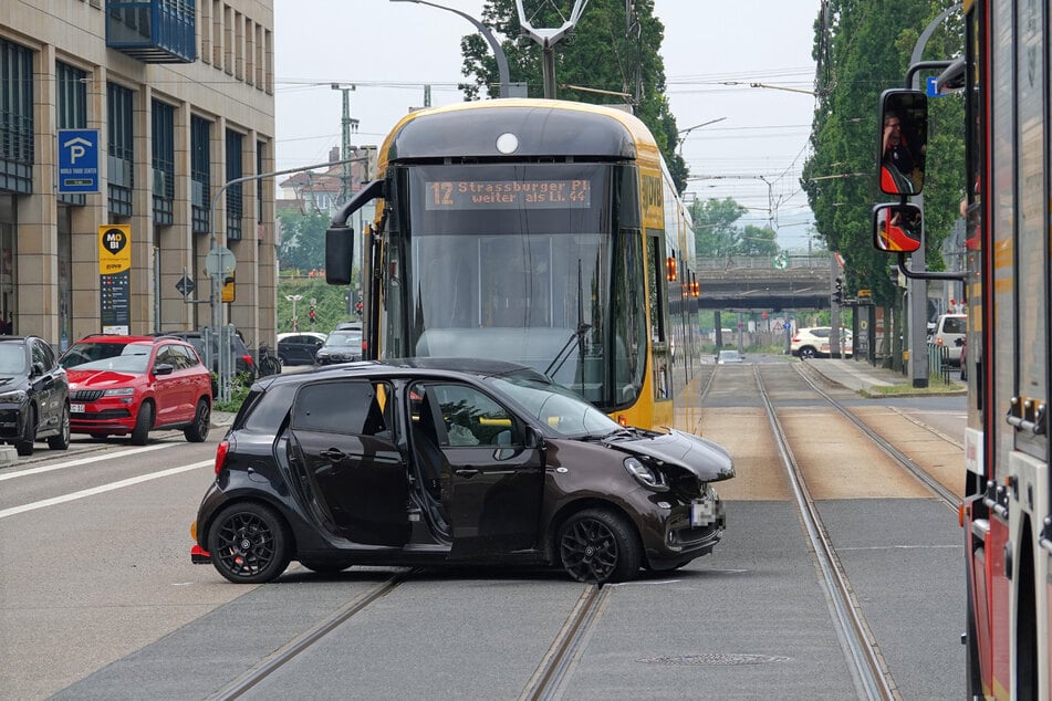 Im Jahr 2024 gab es im Schnitt mehr als einmal täglich einen Unfall mit Beteiligung einer Straßenbahn wie hier an der Freiberger Straße.