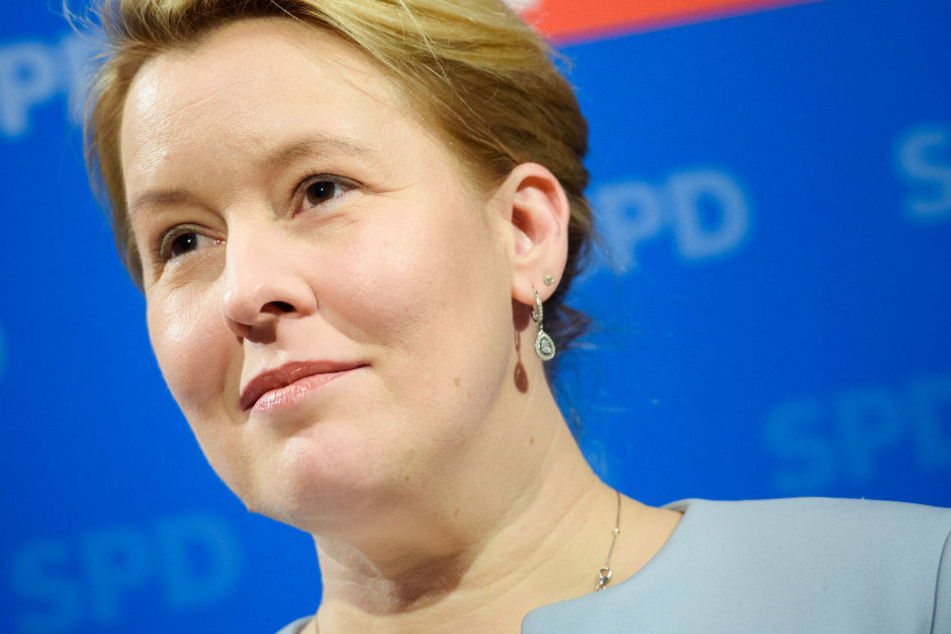 Nach der Wahl zur Landesvorsitzenden kündigte Franziska Giffey auf einem Online-Parteitag an, dass sie 2021 als Spitzenkandidatin der SPD für die Berliner Abgeordnetenhauswahl antreten will.