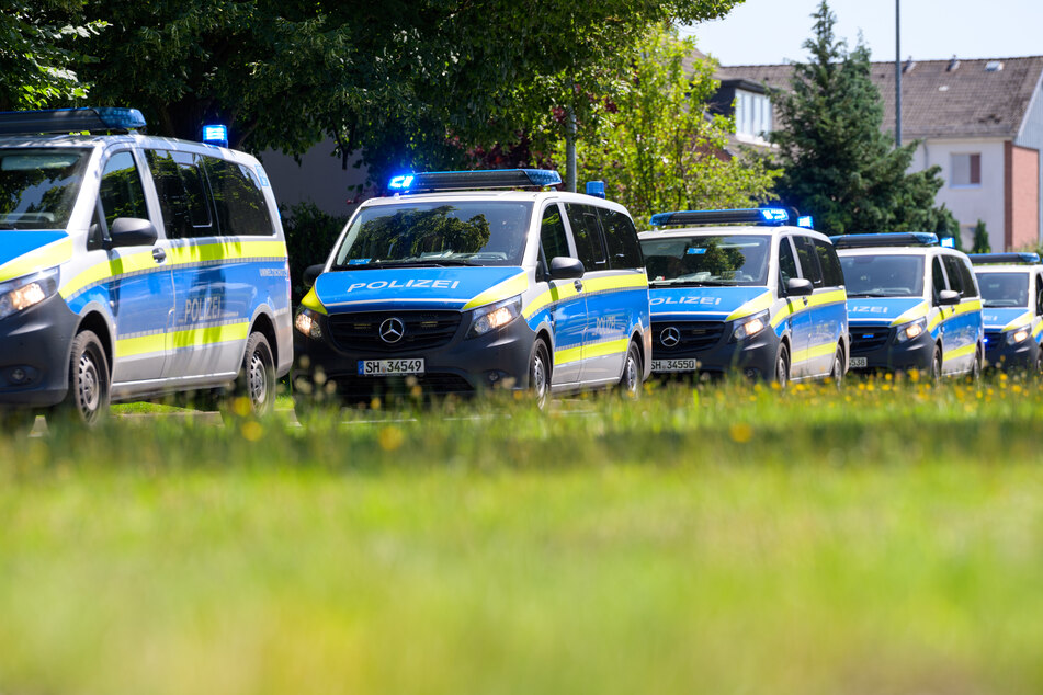 Weitere sechs Durchsuchungen gab es am Mittwoch in den Hamburger Stadtteilen Niendorf, Schnelsen, Eimsbüttel, Steilshoop und Rotherbaum. (Symbolbild)