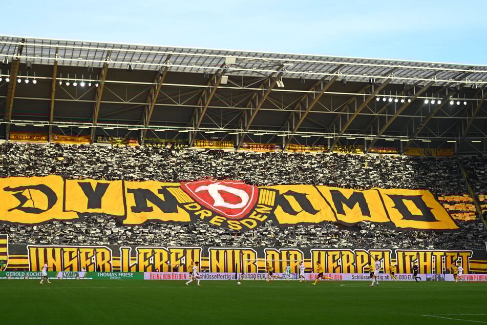 Das Rudolf-Harbig-Stadion gehört zu den stimmungsvollsten Stadien in der Republik - das Google-Ranking beweist das jetzt.