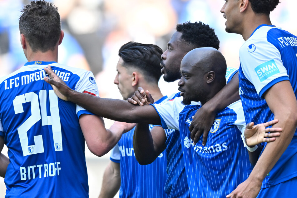 Der 1. FC Magdeburg schloss die Saison mit einem 4:0-Sieg gegen Arminia Bielefeld ab.