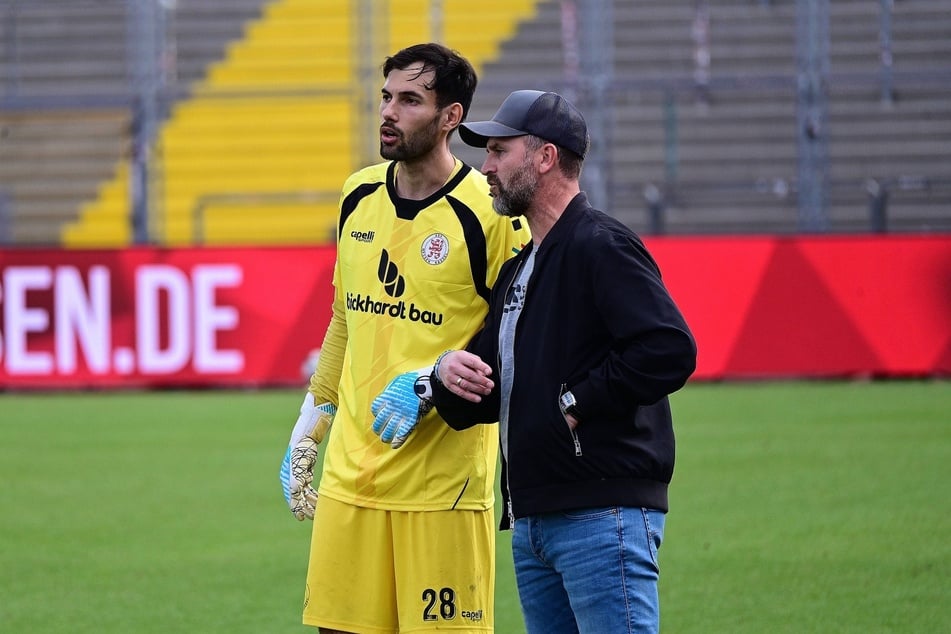 Rene Klingbeil (45, r.) ist inzwischen auch in der Regionalliga Südwest unterwegs und coacht Hessen Kassel.