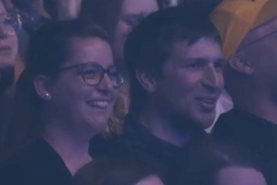 Das Zuschauer-Paar Jenny und Andi amüsierte sich trotz Hochzeits-Witz während der Show.
