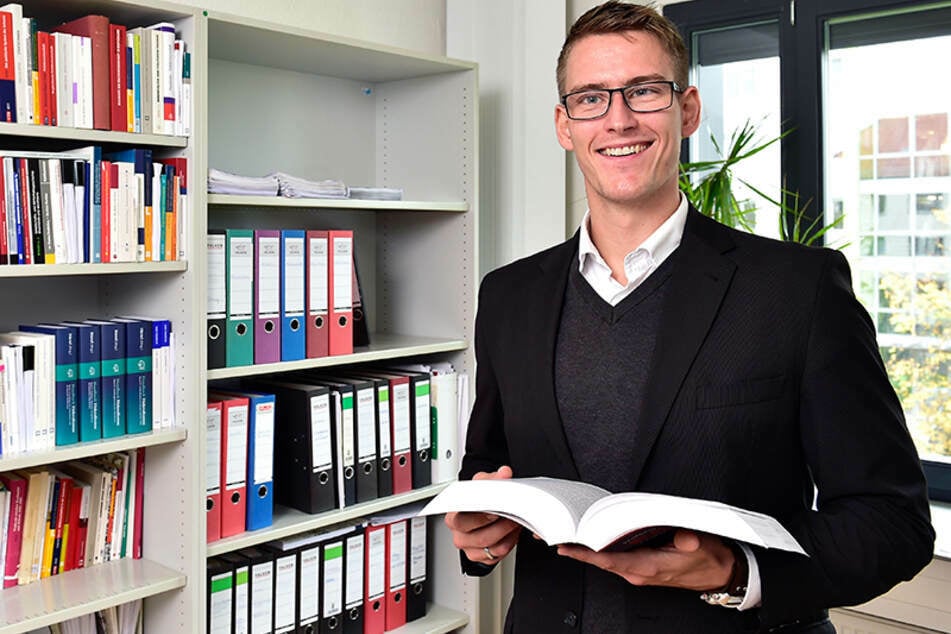 Politikwissenschaftler Jun.-Prof. Dr. Tom Mannewitz von der TU Chemnitz weiß, warum nur etwa jeder zweite Chemnitzer zur Oberbürgermeisterwahl seine Stimme abgegeben hat (Archivbild).