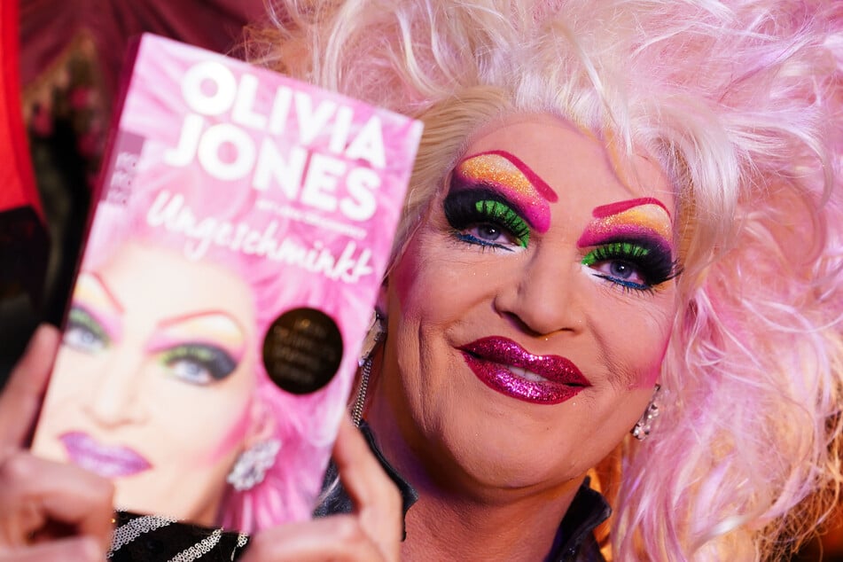 Olivia Jones "ungeschminkt": Eigene Mutter bezeichnete sie als "Abschaum"!