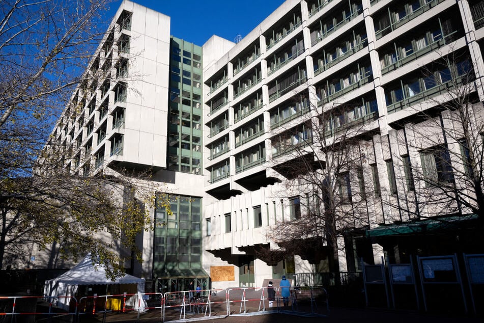 Das Gerichtsgebäude in der Nymphenburger Straße: Am Landgericht München II beginnt der Prozess gegen die Beschuldigten.