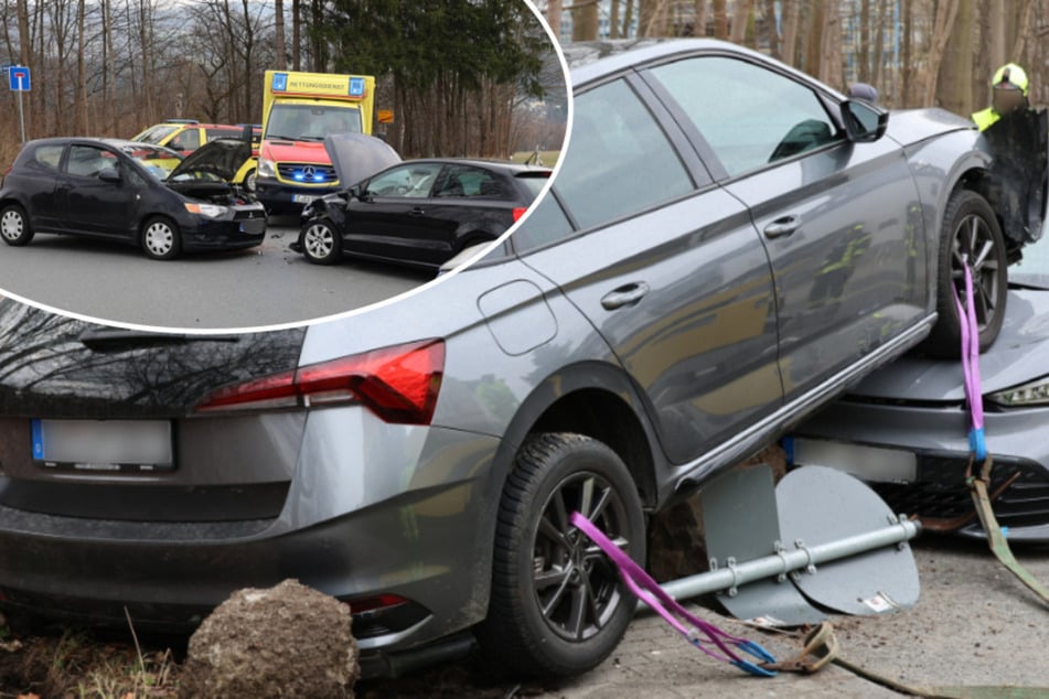 Heftige Unfälle im Erzgebirge: Škoda landet auf Cupra, VW und Toyota krachen ineinander