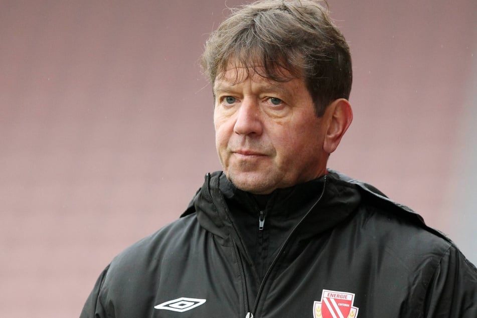 Detlef Ullrich (70) trainiert mit dreijähriger Unterbrechung seit dem Jahr 2000 diverse FCE-Jugendteams. (Archivfoto)