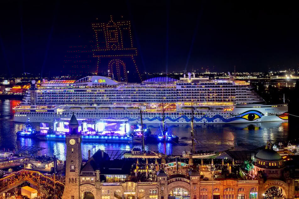 Während des Hamburger Hafengeburtstages sind drei AIDA-Kreuzfahrtschiffe vor Ort. (Archivfoto)