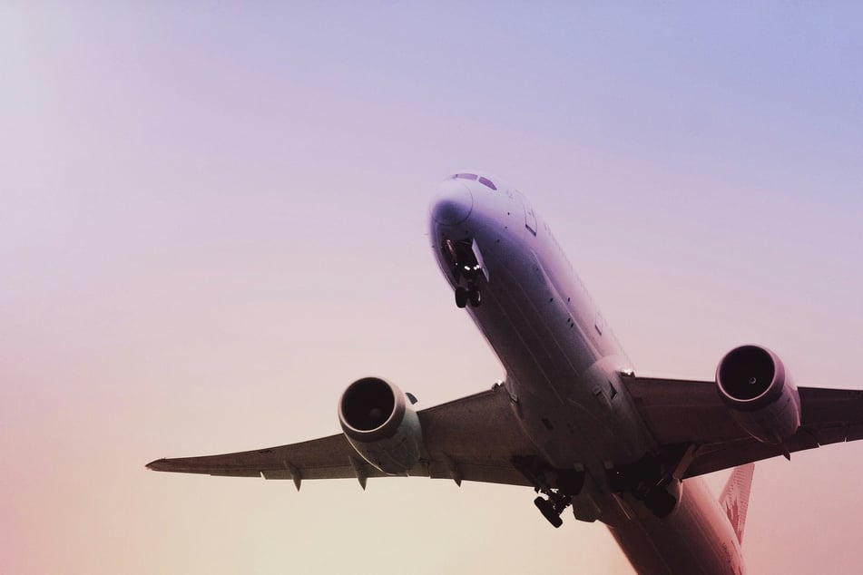 For all the latest news relating to aviation, air travel, and accidents above 10,000 feet, stick to TAG24 NEWS.