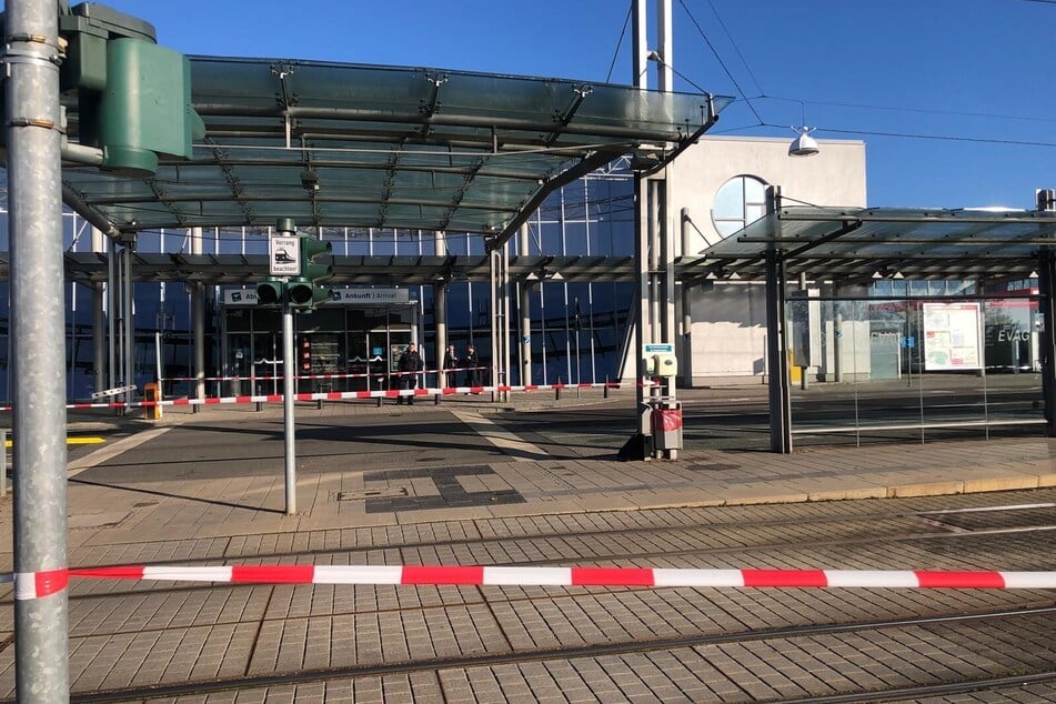 Wegen eines herrenlosen Rucksacks herrschte am Aufregung am Flughafen Erfurt-Weimar.