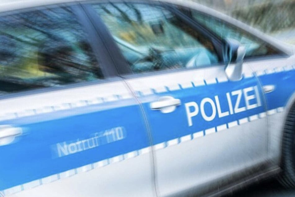 Frau von zwei Männern in Auto gezerrt: Wurde sie entführt?