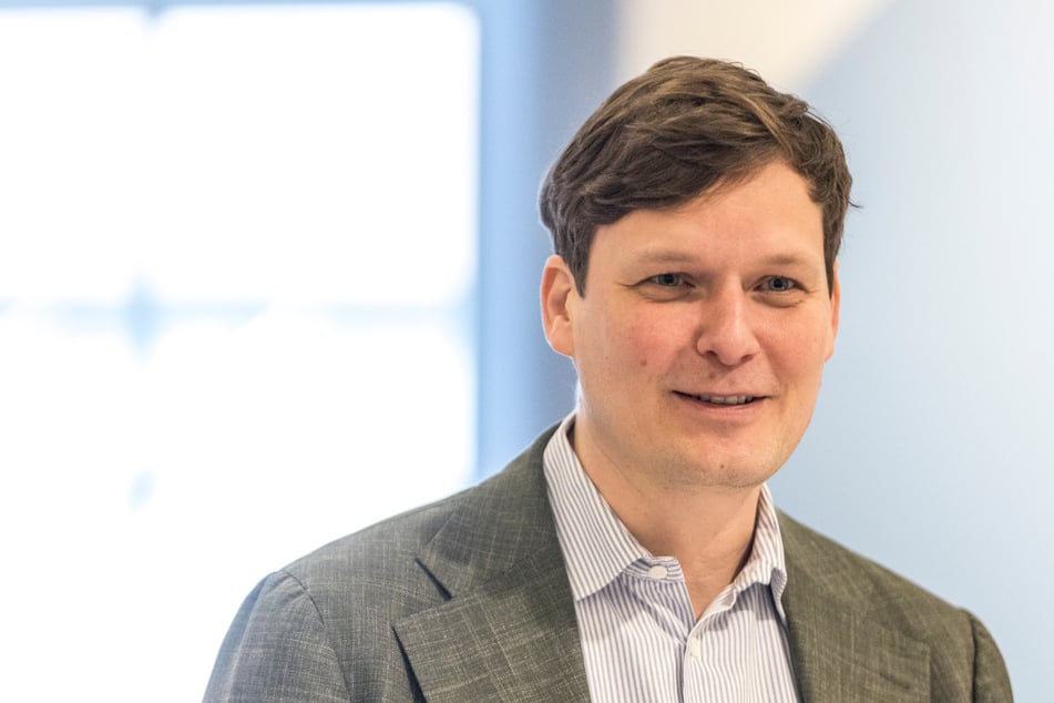 Bildungsminister Conrad Clemens (43, CDU) freut sich, dass die Unterrichtsausfallzahlen zurückgegangen sind.