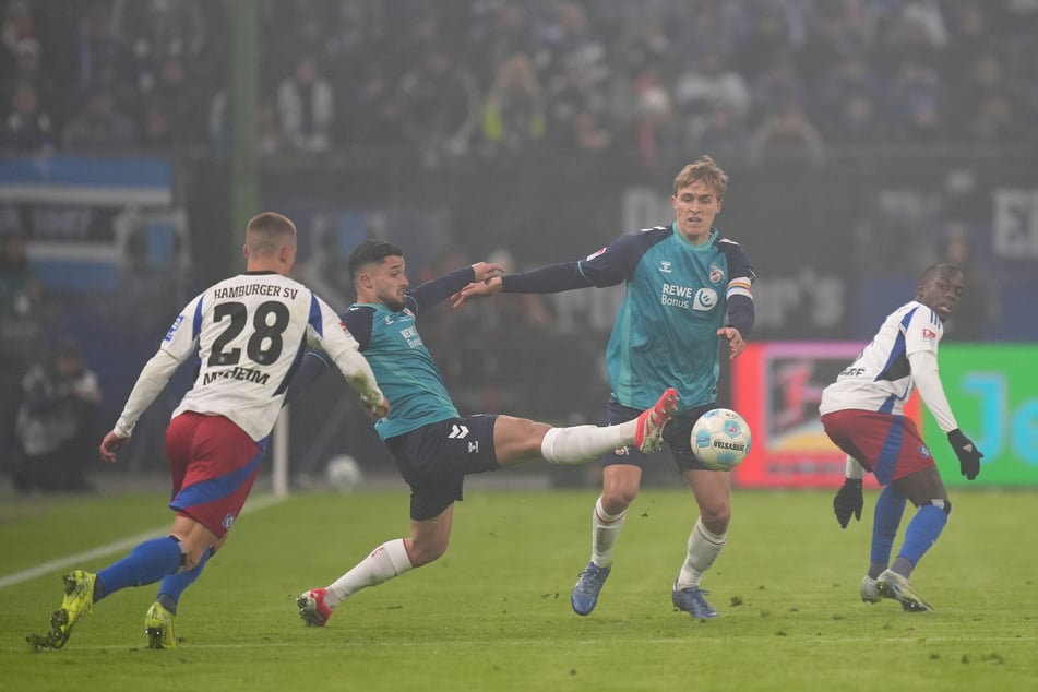 Jusuf Gazibegovic (25, 2.v.l.) verlässt den 1. FC Köln auf Leihbasis im Winter.