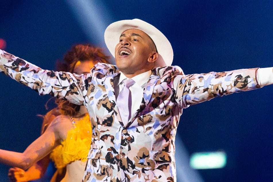 A little bit of Erica: Mit "Mambo No. 5" hatte Lou Bega in den 90ern seinen einzigen Welthit. Aber der Song geht auch über 25 Jahre später immer noch ins Ohr.