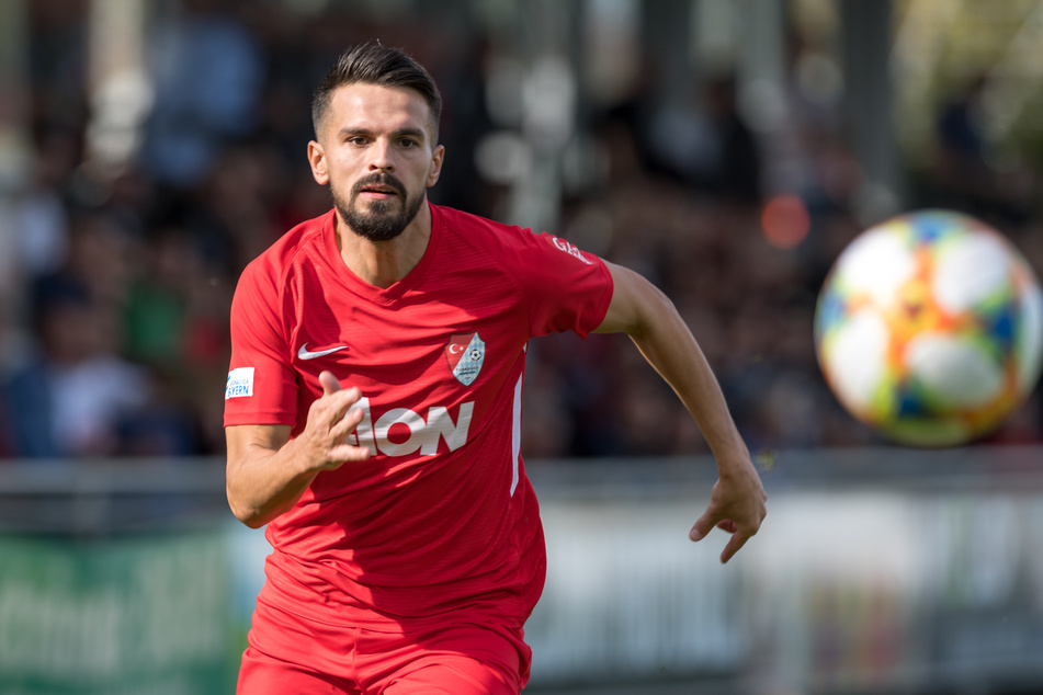 Kasim Rabihic trainiert zur Zeit mit dem FSV.