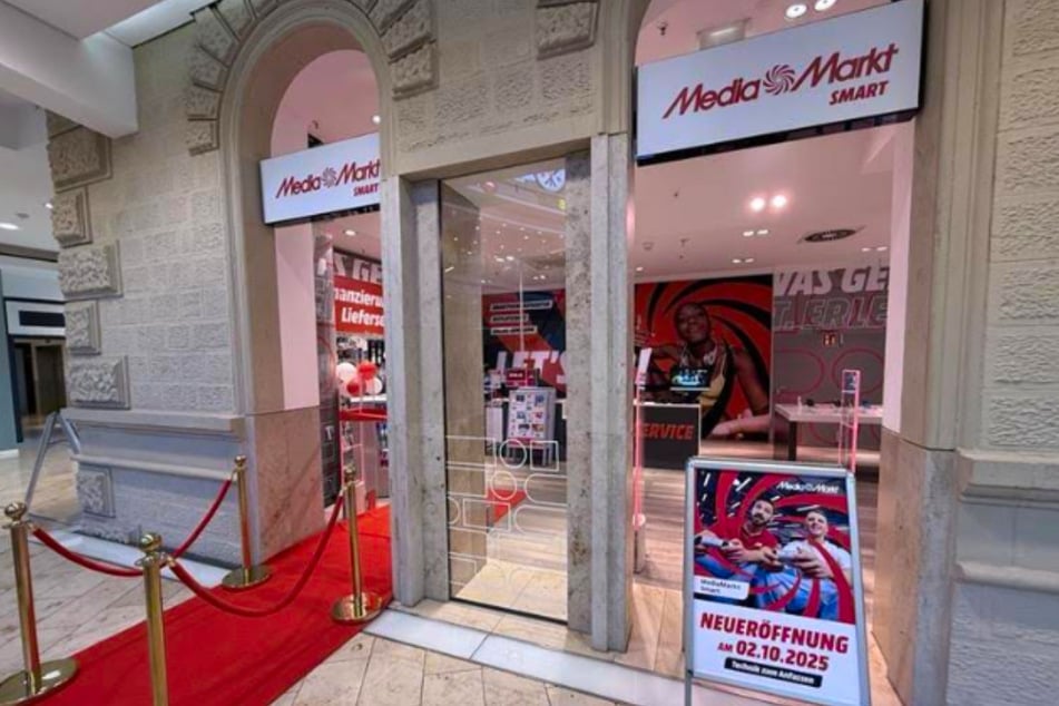 MediaMarkt Smart Saarbrücken (in der EUROPA-Galerie) - Triererstraße 1.