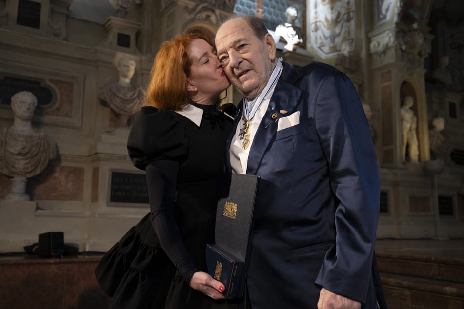 Ehefrau Anna (43) sorgt sich um Ralph Siegel (80).