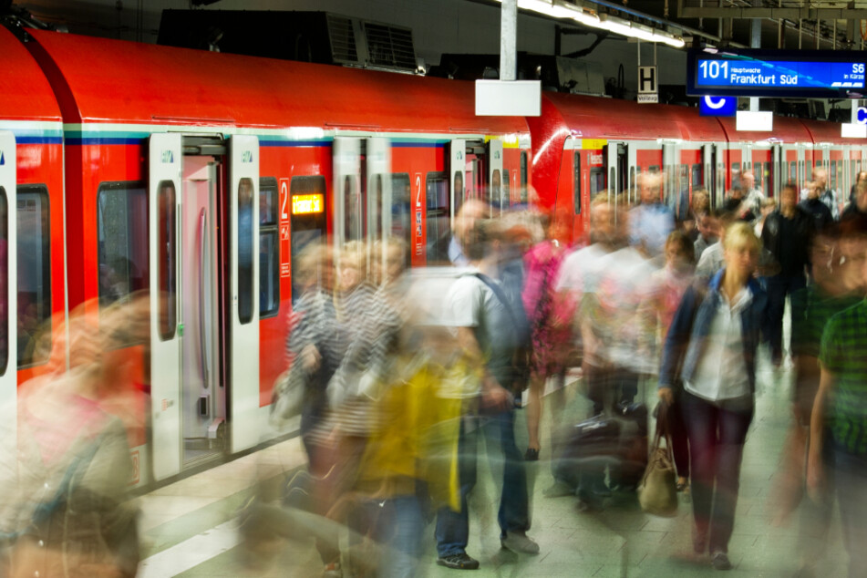 Verspätet: So unpünktlich sind die S-Bahnen des RMV im Rhein-Main-Gebiet