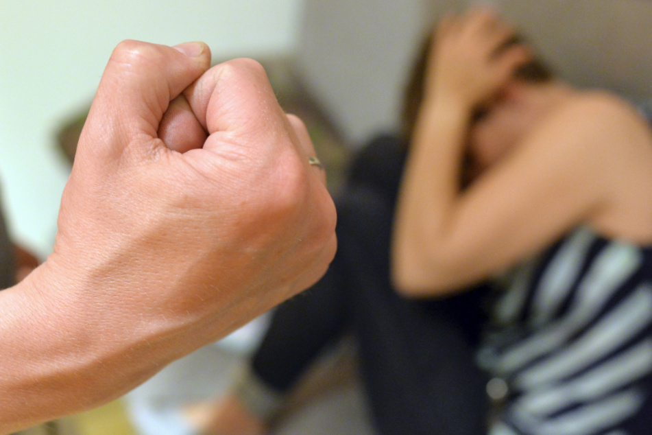 Mehr als 20.000 Fälle von häuslicher Gewalt haben die Behörden in Bayern im vergangenen Jahr registriert. (Symbolbild)