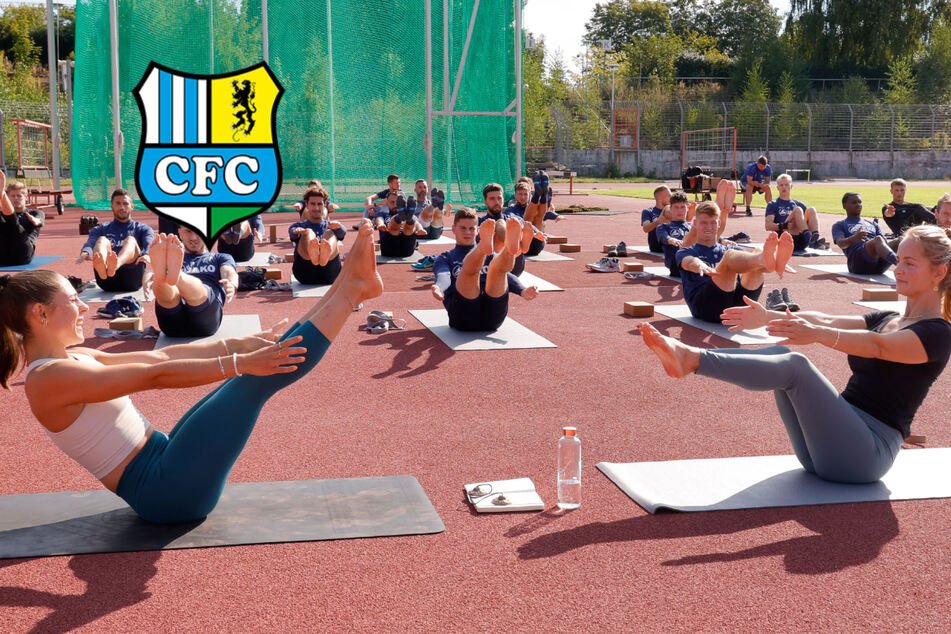 Außergewöhnliches Training: Happy Yoga beim Chemnitzer FC