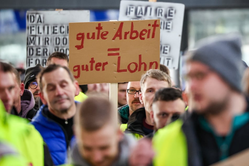An mehreren Flughäfen in Deutschland streikt am morgigen Mittwoch das Bodenpersonal.