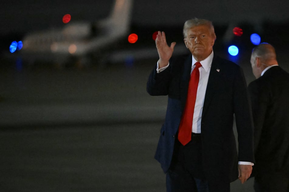 Supreme Court paves way for Trump to fire FTC commissioner for ideological reasons