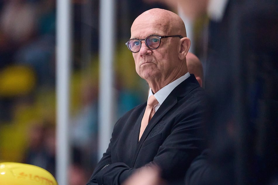 Tom Rowe (69) ist nicht länger Trainer der Frankfurter Löwen. Ziehen die Eislöwen nach?