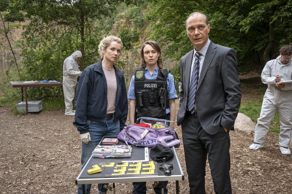 Seit 2019 gehört Cornelia Gröschel (l.) zum "Tatort"-Team von Martin Brambach (r.). Erst vor wenigen Tagen wurde die Folge "Siebenschläfer" ausgestrahlt.