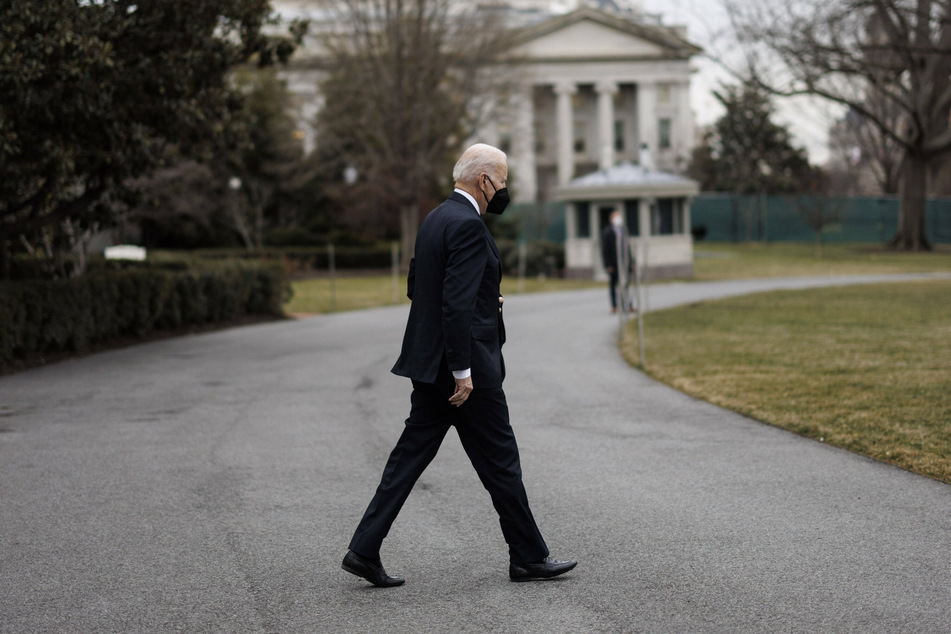 President Biden's vaccine mandates for federal workers and larger businesses have both been struck down.