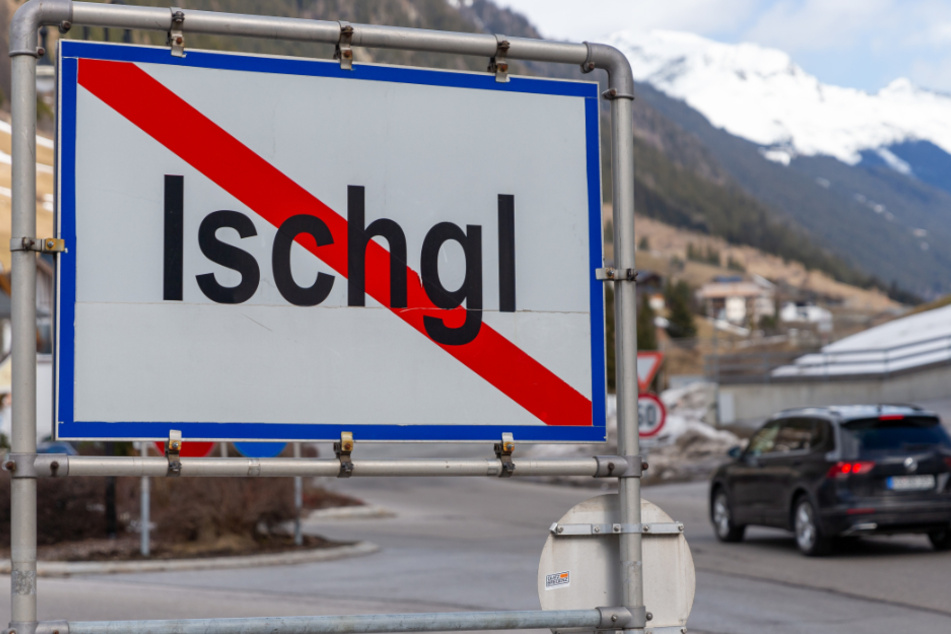 Das Ortsschild am Ausgang der Ortschaft.