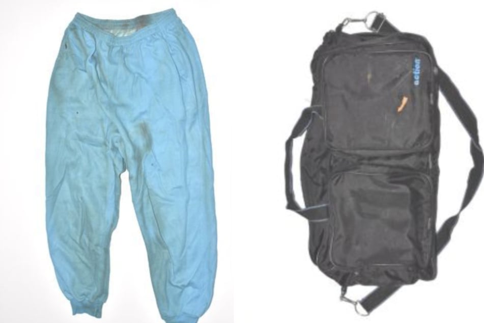 The Bonn police published photos of the bag, which contained towels and a pair of blue trousers.